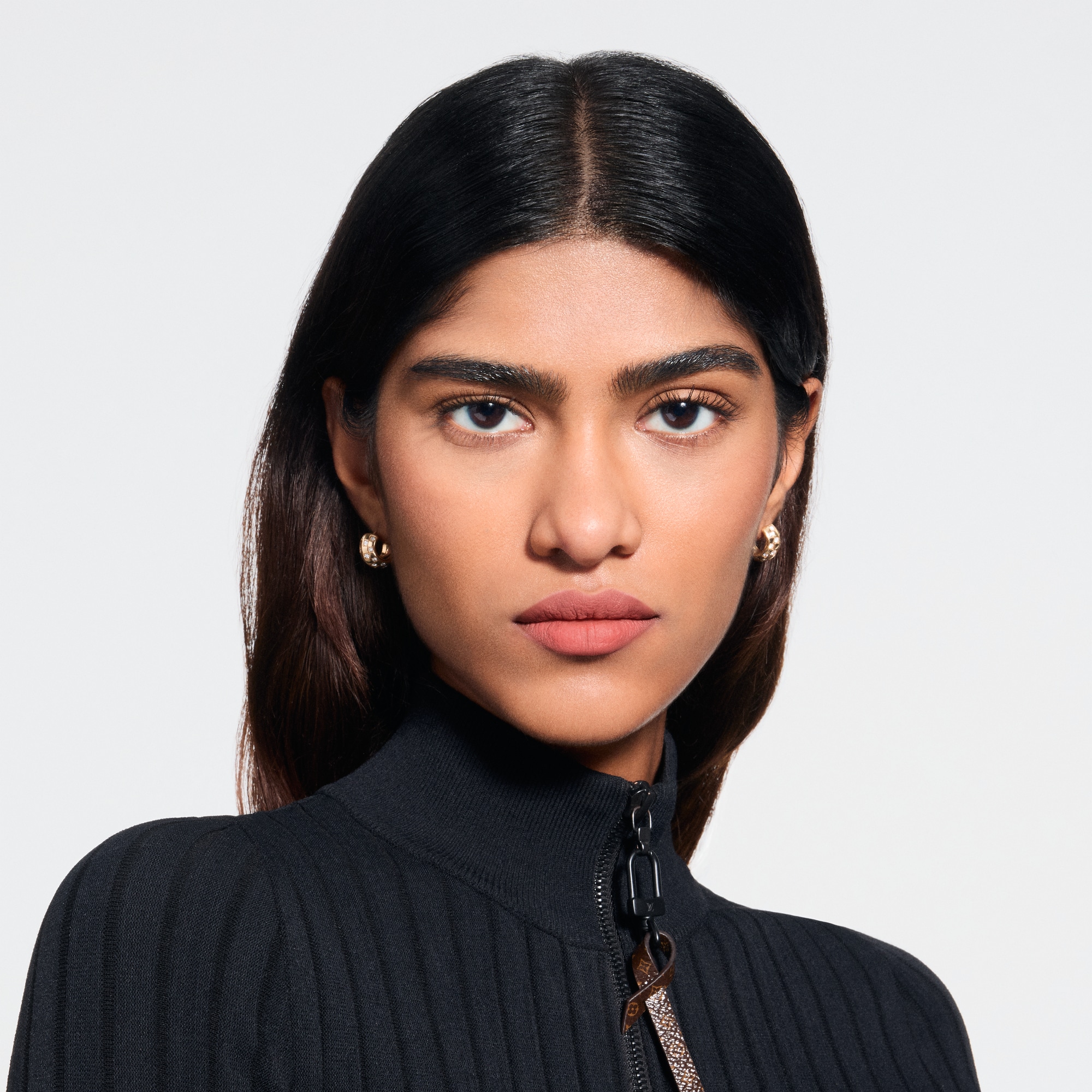 LV Rouge - Matte Lipstick - Luxury Natural | LOUIS VUITTON